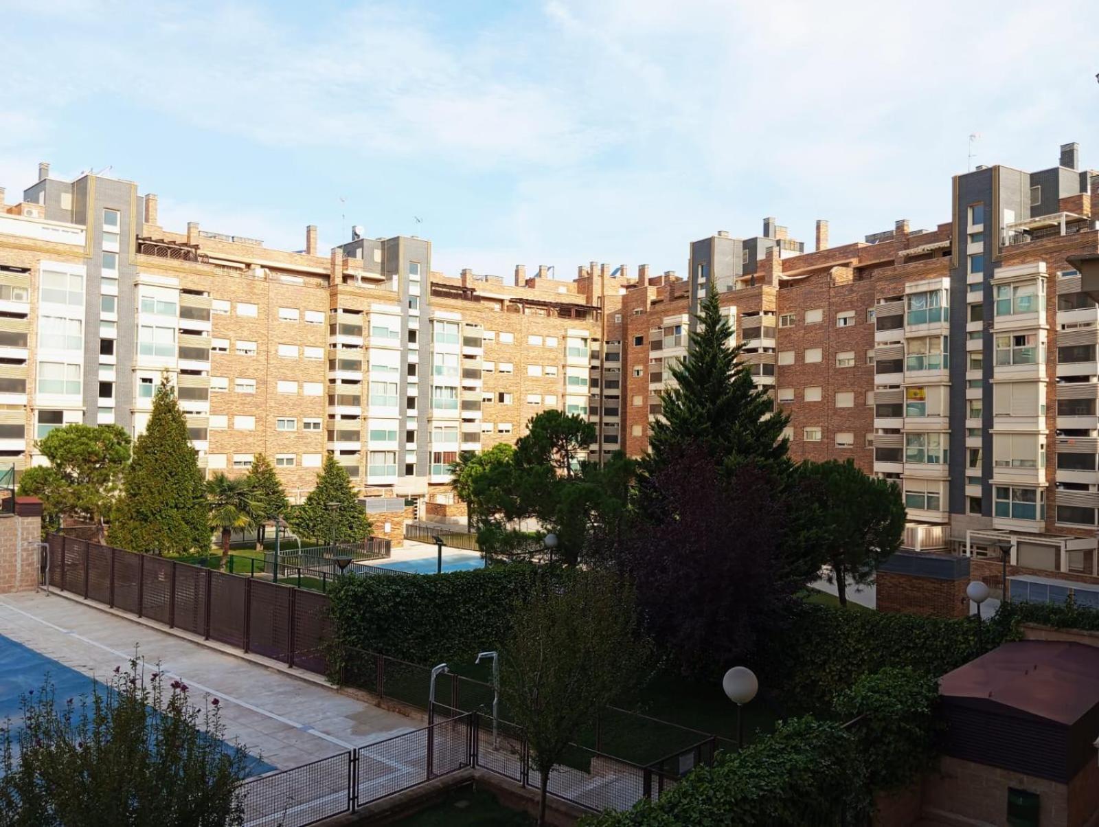 Madrid Las Tablas Apartments Exterior photo